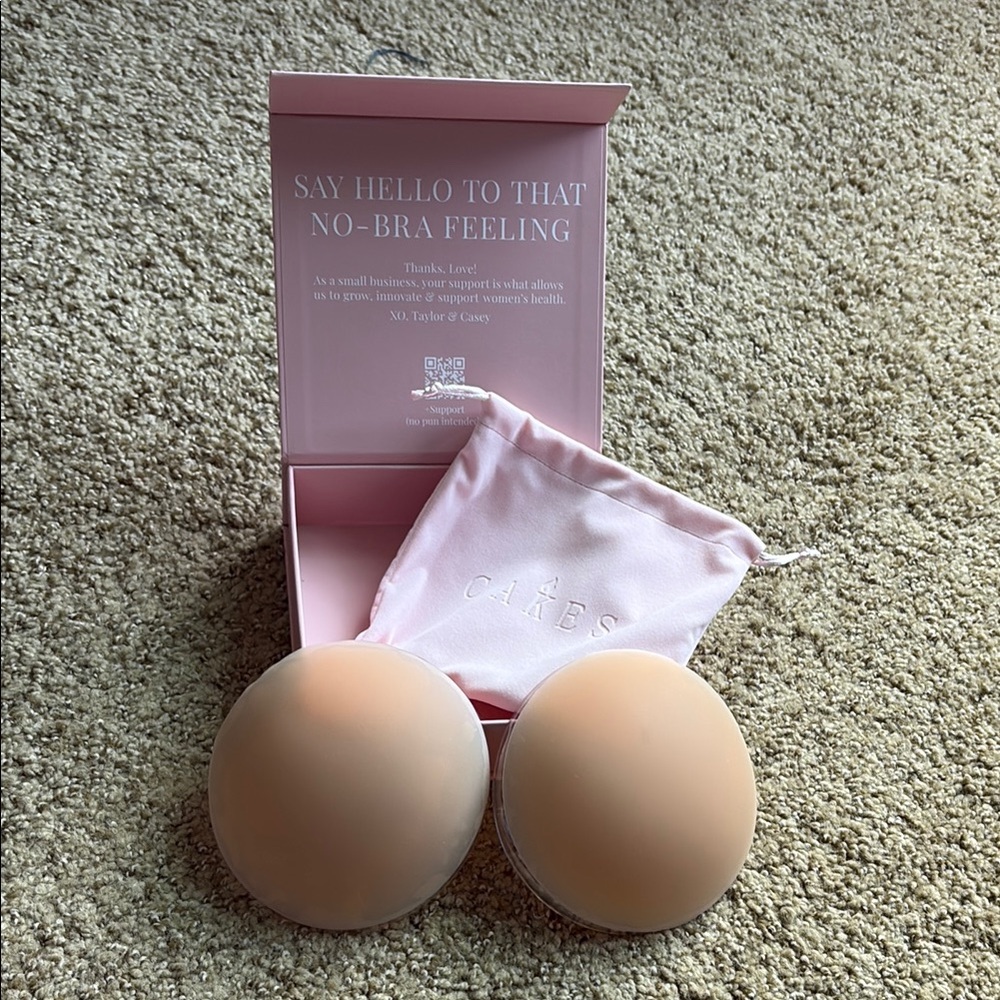 NWT CAKES Nude Silicone Nipple Covers